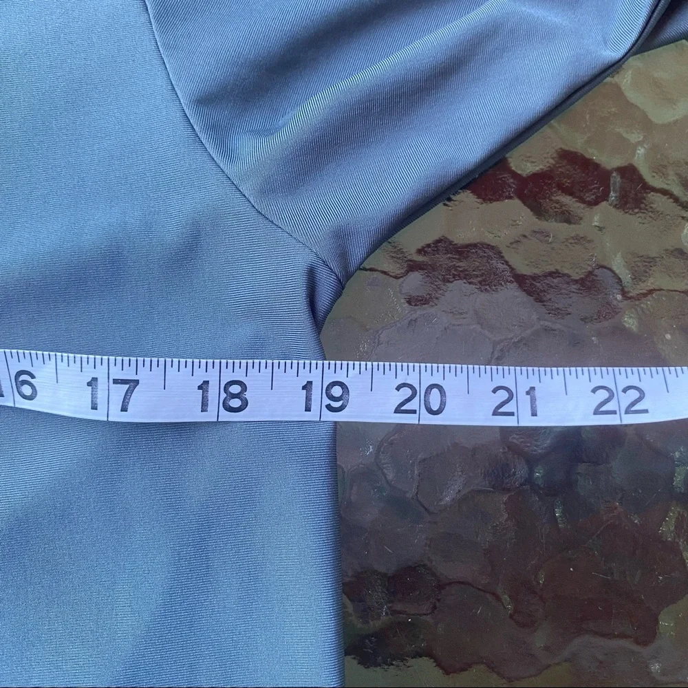 O'Neill Gray Short Sleeve Rash Guard - Picture 6 of 7